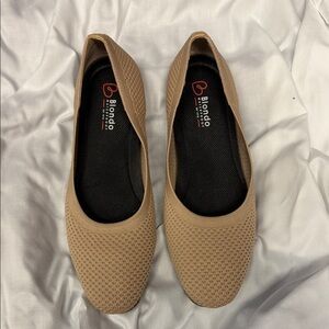 Blondo Knit Ballet Flats in Tan size 9.5